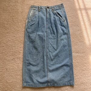 Vintage Lizwear denim skirt